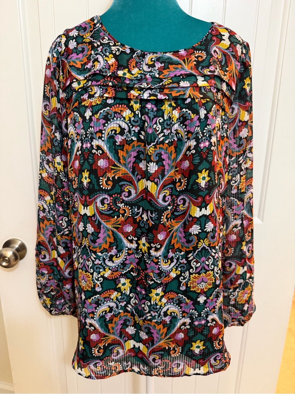 LOFT Black/Green/Purple Floral & Paisley Pleated Yoke Top Large